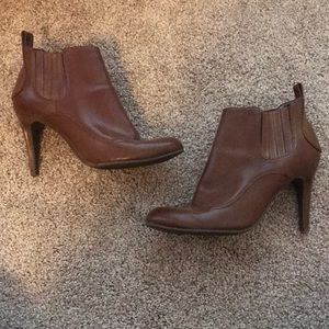 Xappeal brown booties